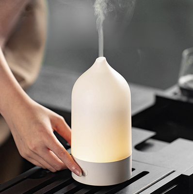 Vase Shaped Aroma Diffuser and Night Light (120ml)
